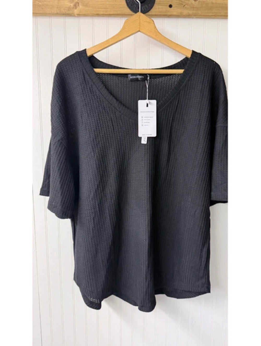 Merokeety waffle top xl black new with tags